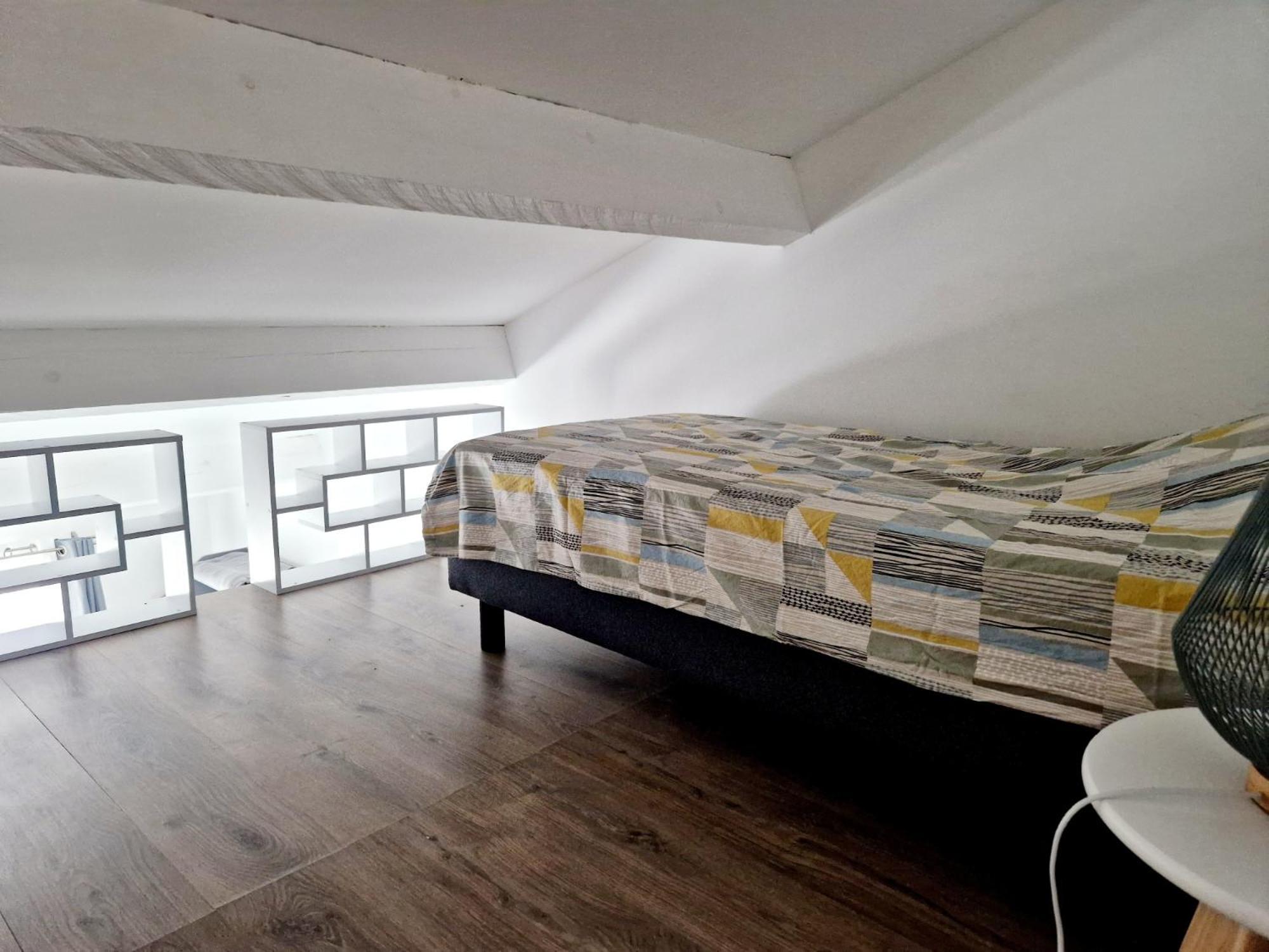Bel Appartement Duplex Ventabren Exterior photo